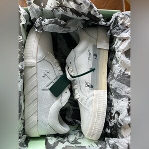 Off-White c/o Virgil Abloh Low Vulcanized Calf Leather